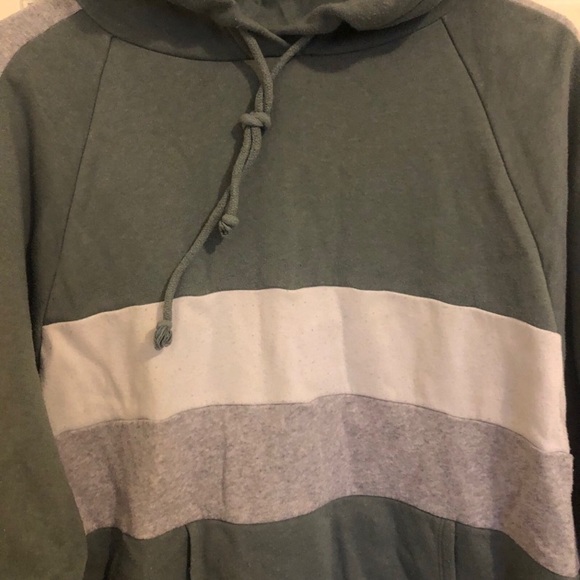 AE Colorblock Hoodie - Picture 4 of 10
